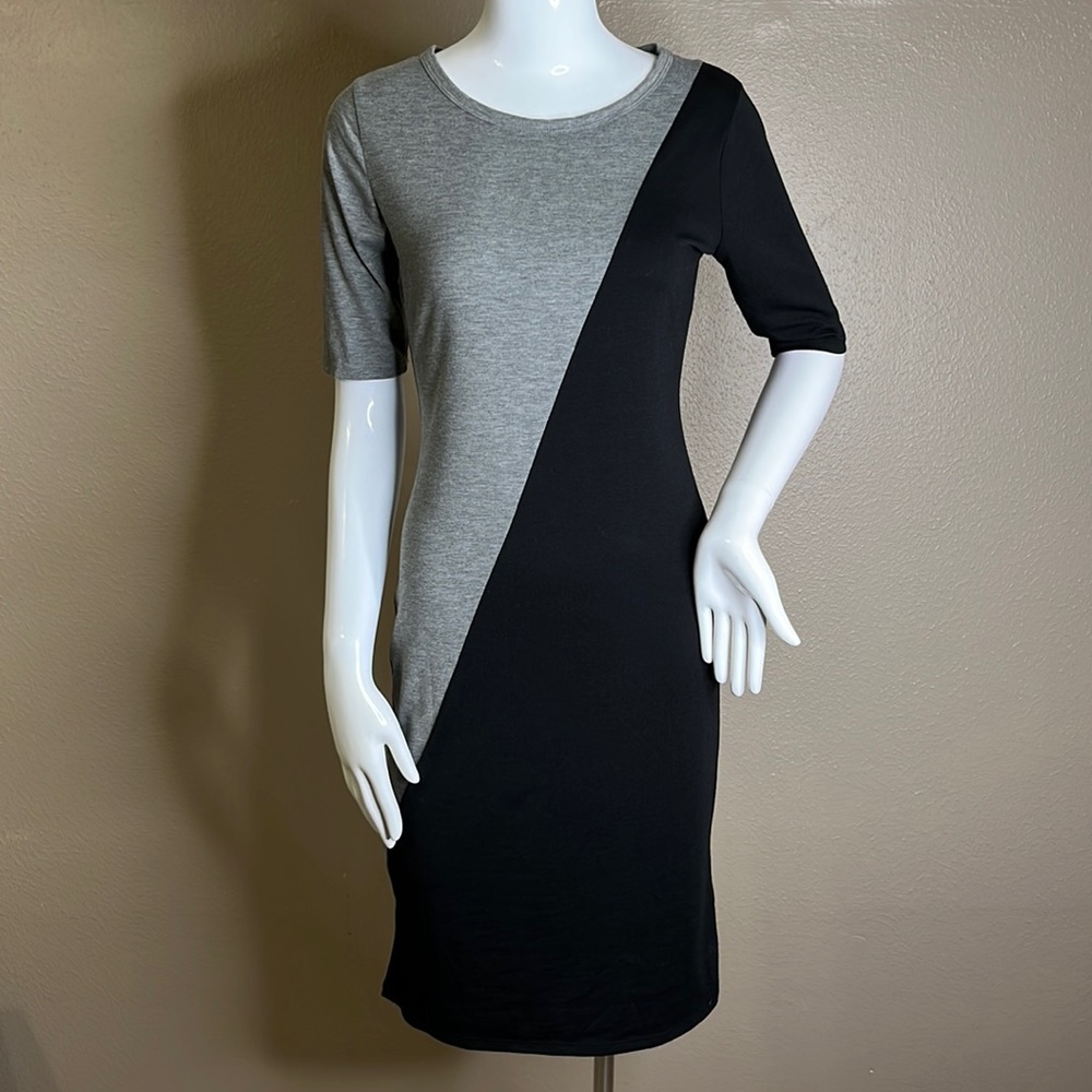 -NWOT- LulaRoe Julia Diagonal Dress